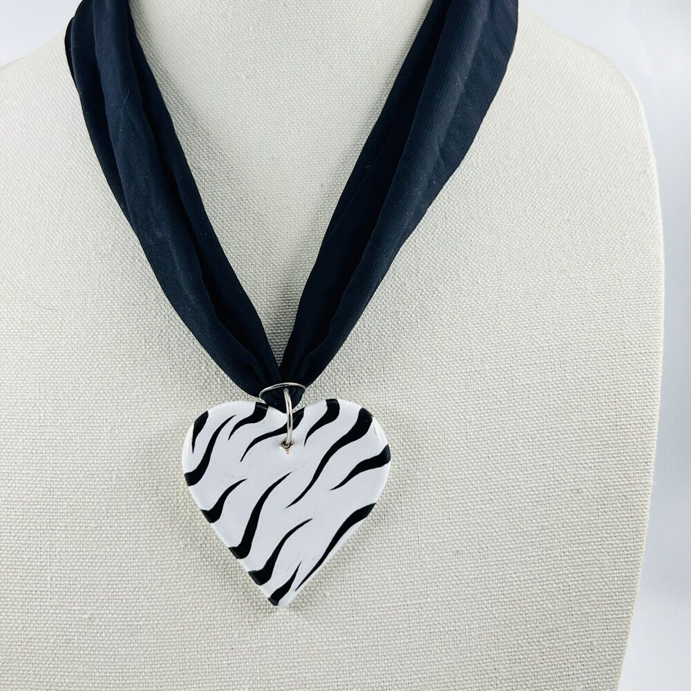 Handmade Puebla Mexico Ceramic Heart Pendant Necklace Scarf Zebra Tiger Stripes